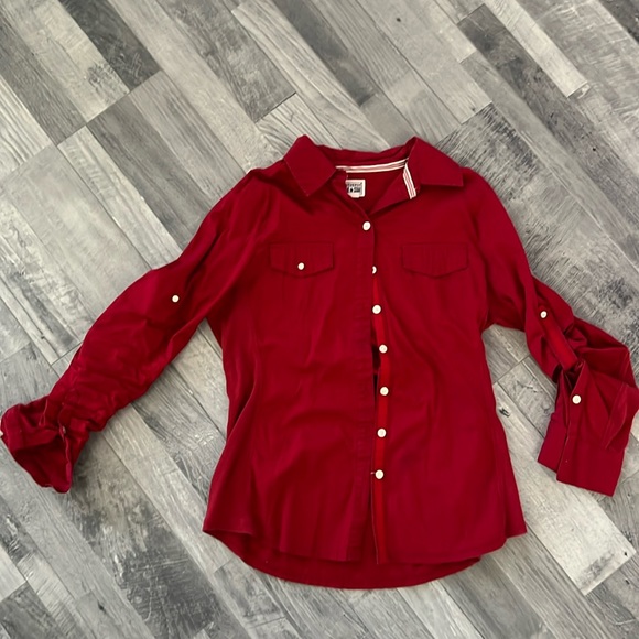 Converse - Picture 1 of 4